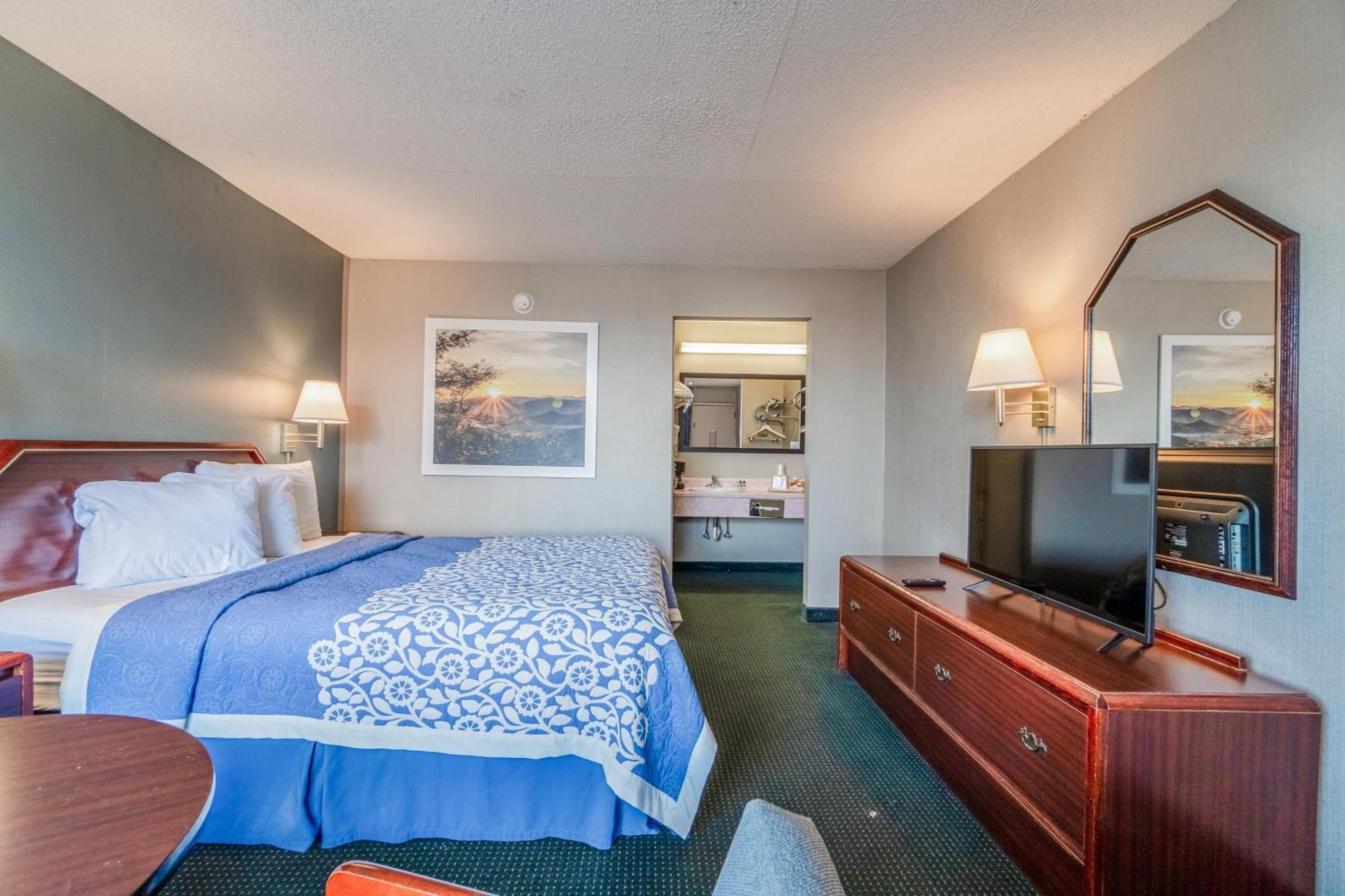 Ozark Junction Mountain View By Oyo Motel Ngoại thất bức ảnh