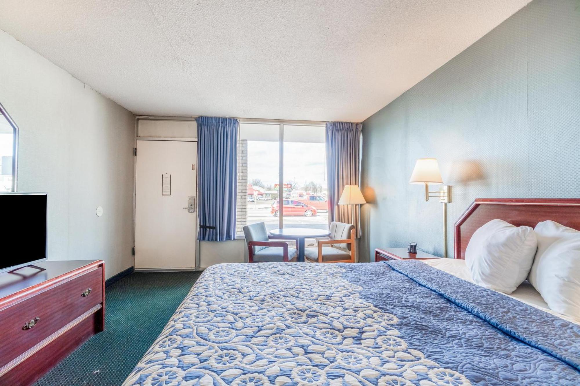 Ozark Junction Mountain View By Oyo Motel Ngoại thất bức ảnh