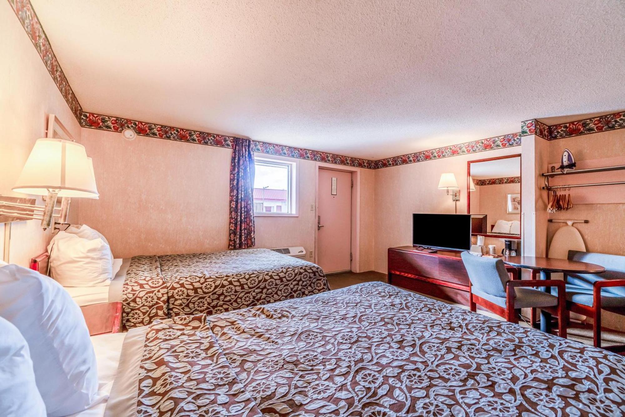 Ozark Junction Mountain View By Oyo Motel Ngoại thất bức ảnh