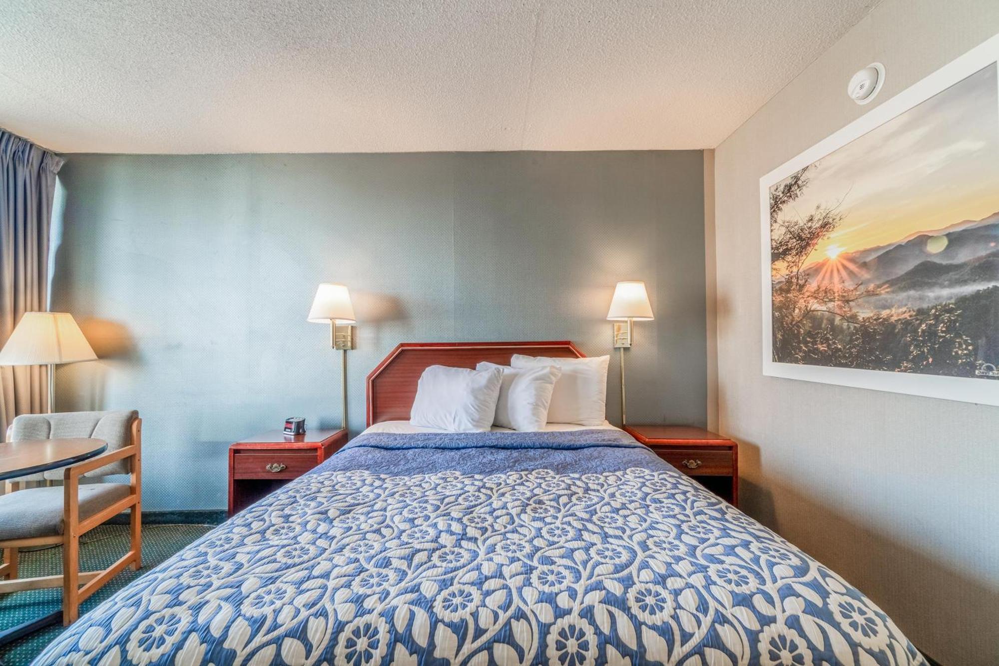 Ozark Junction Mountain View By Oyo Motel Ngoại thất bức ảnh