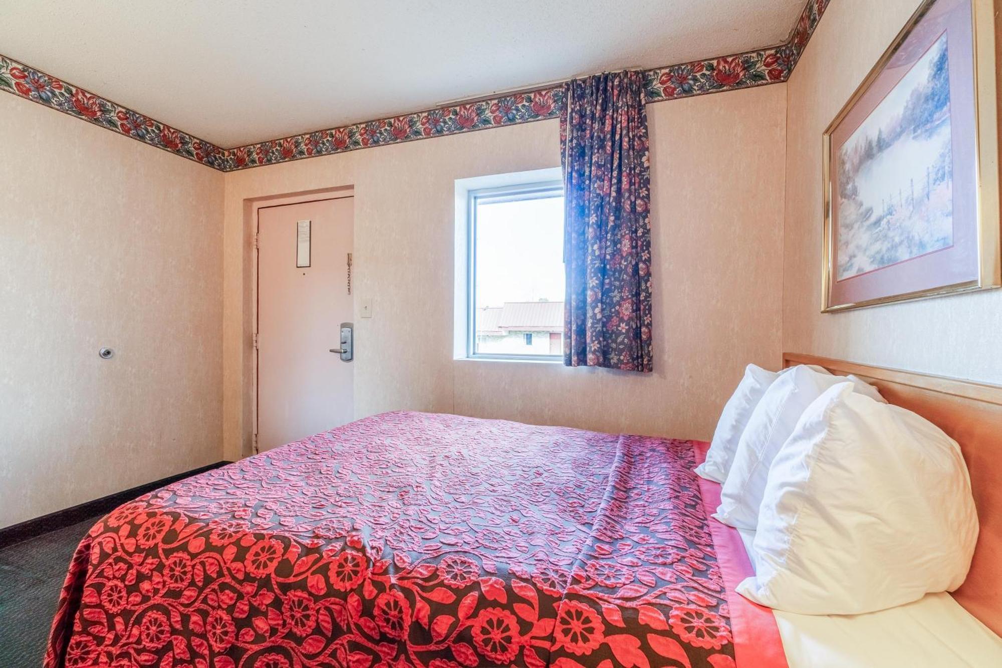 Ozark Junction Mountain View By Oyo Motel Ngoại thất bức ảnh