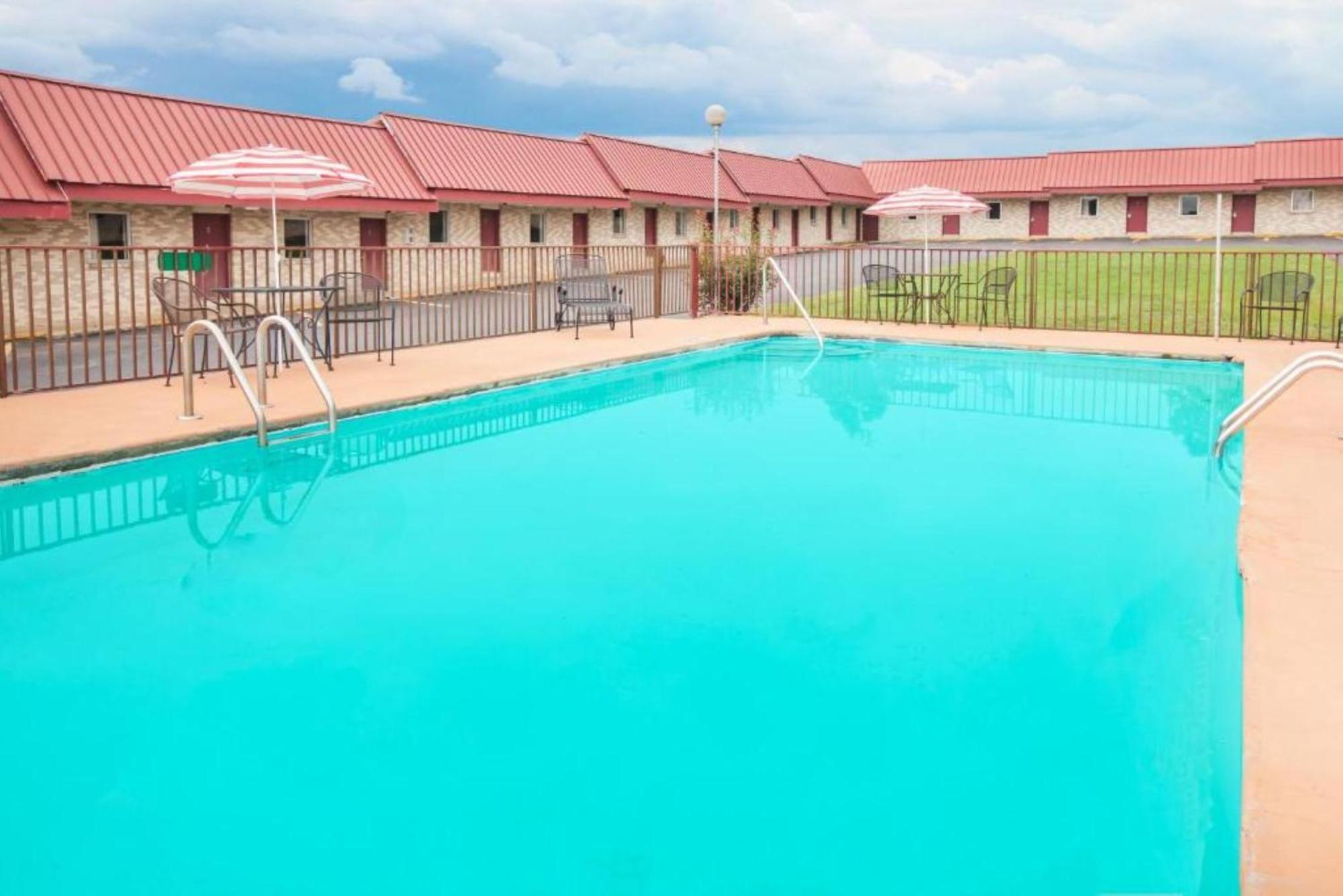 Ozark Junction Mountain View By Oyo Motel Ngoại thất bức ảnh